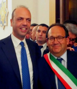 Il ministro Alfano e Stefano Bologna